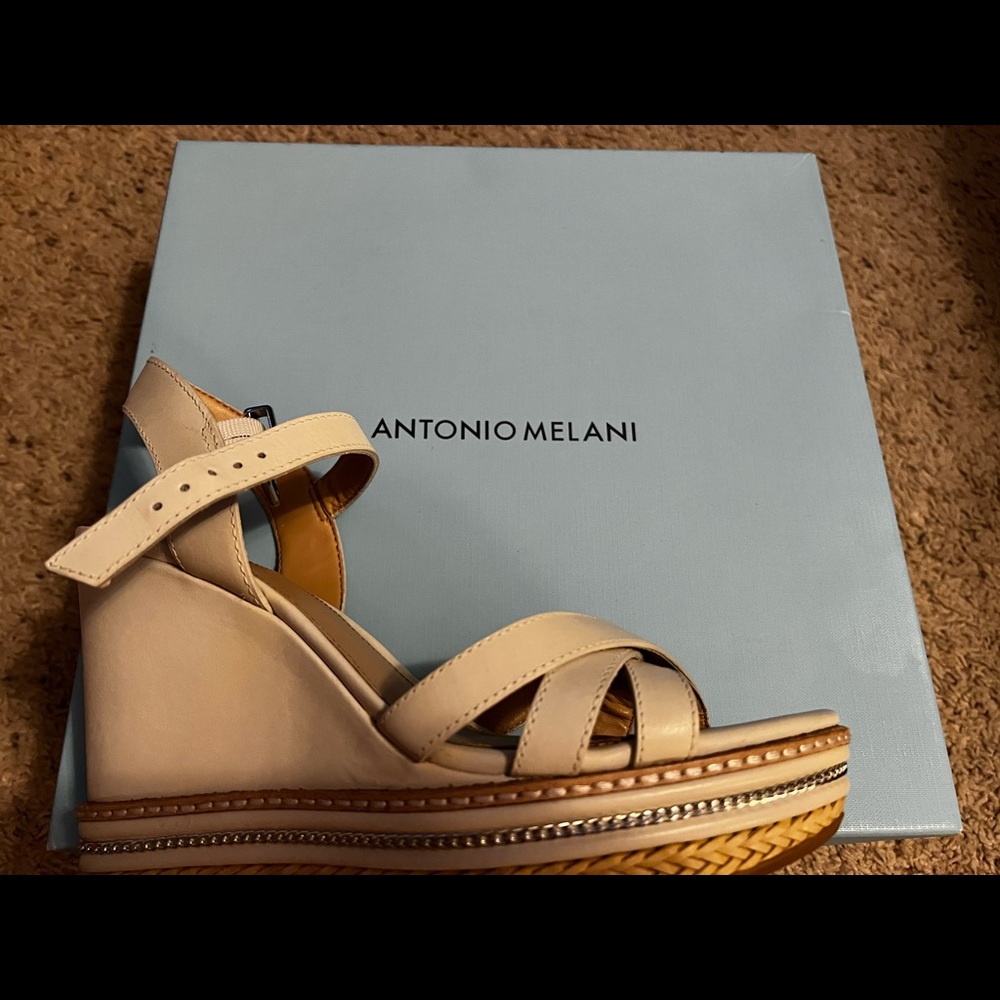Antonio Melani Brand New Wedge Sandals